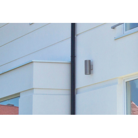 Application image of insulation plug IPL: Lamp on the insulated facade