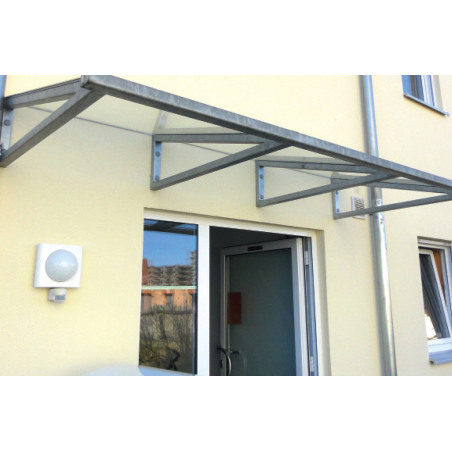 Application image of distance mounting system ResiTHEM: Fixing a canopy to the insulated perforated brick