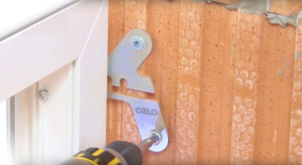 How to outlet screw into brick