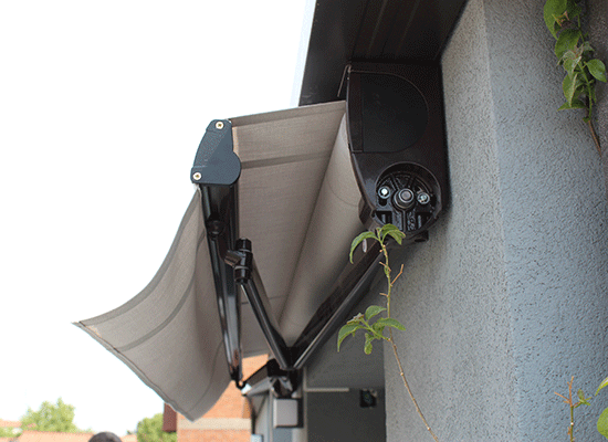 A heavy duty awning application that has been installed with the distance mounting system ResiTHERM 