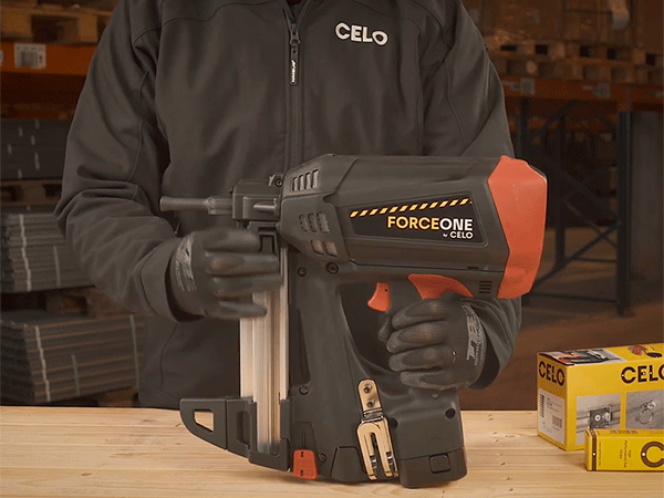 Gas shop nail gun